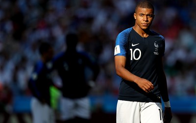 DB电竞快讯-VAR判罚的公众教育